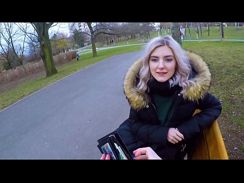 ❤️ E folo le ma'a vevela a se tagata ese mo se tupe - fa'afefe i le paka na saunia e Eva Elfie ☑ Rusia porn ❌️
